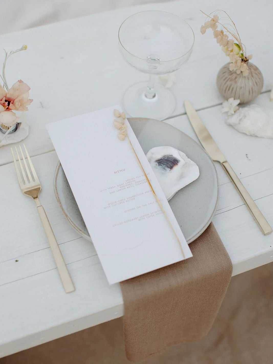 Still in love with this timeless seaside shoot with @alibeckphoto &mdash; 

Photography: @alibeckphoto 
Florist: @hanabeedesignsllc 
Stationery: @linenandpoppi 
Models: @kirkjakewood @kirkbetsywood