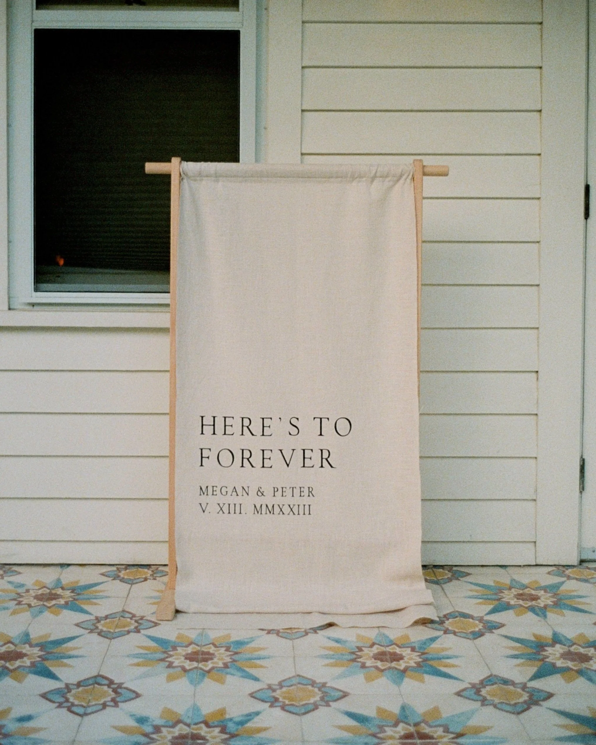 CUSTOM | HAND-PAINTED