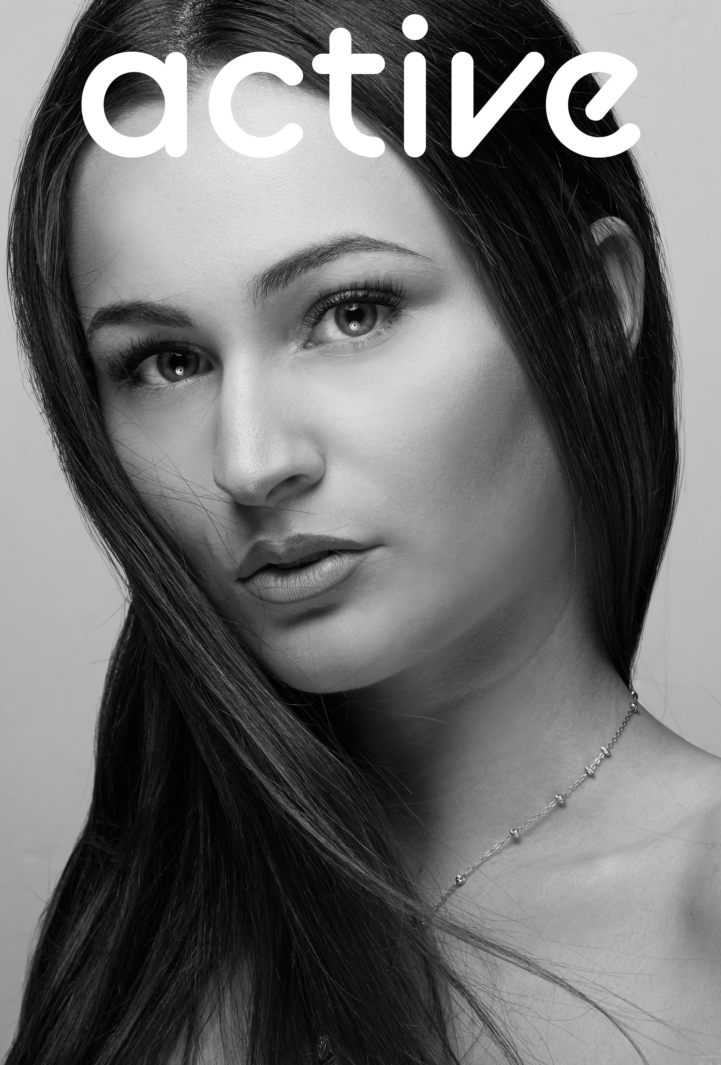 The Headshot Session That Doesn’t Leave You Guessing (Tacoma Studio • Weekend Slots)
