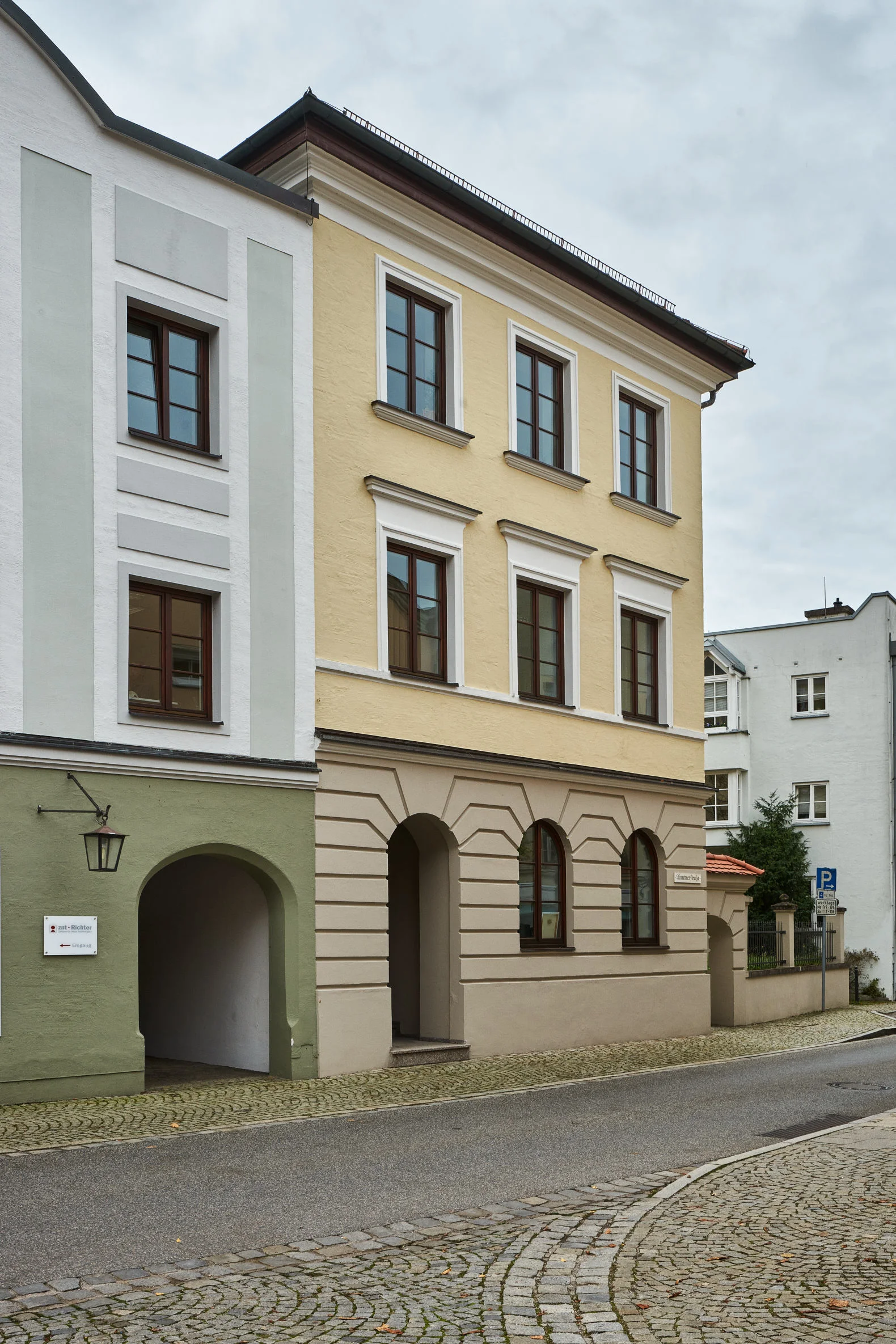 Malerie Aigner Ensemble Altbau5.jpg