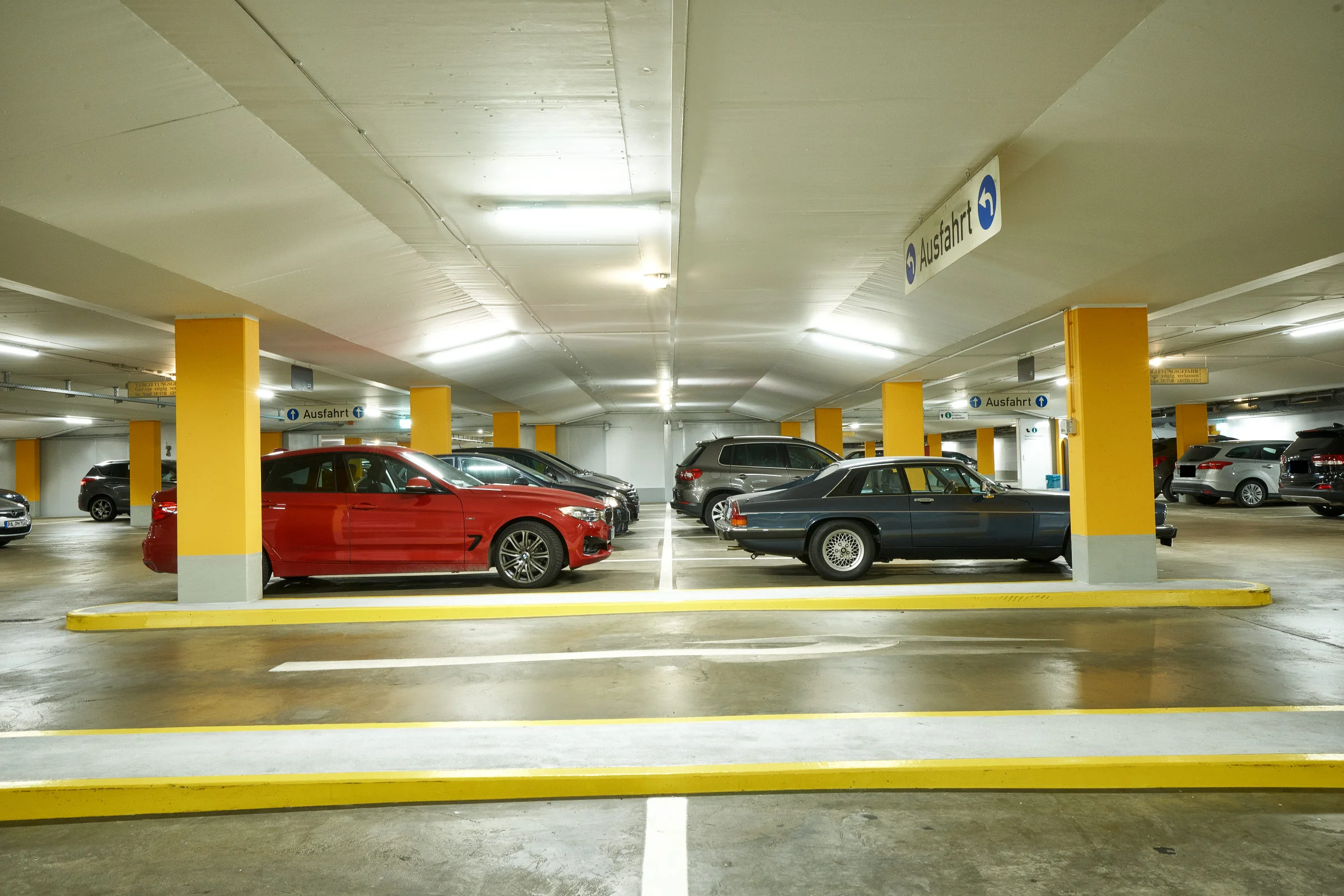 Malerie Aigner Tiefgarage3.jpg