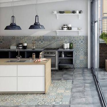 Heritage_Kitchen_Floor_Tiles_with_Patio_large.jpg