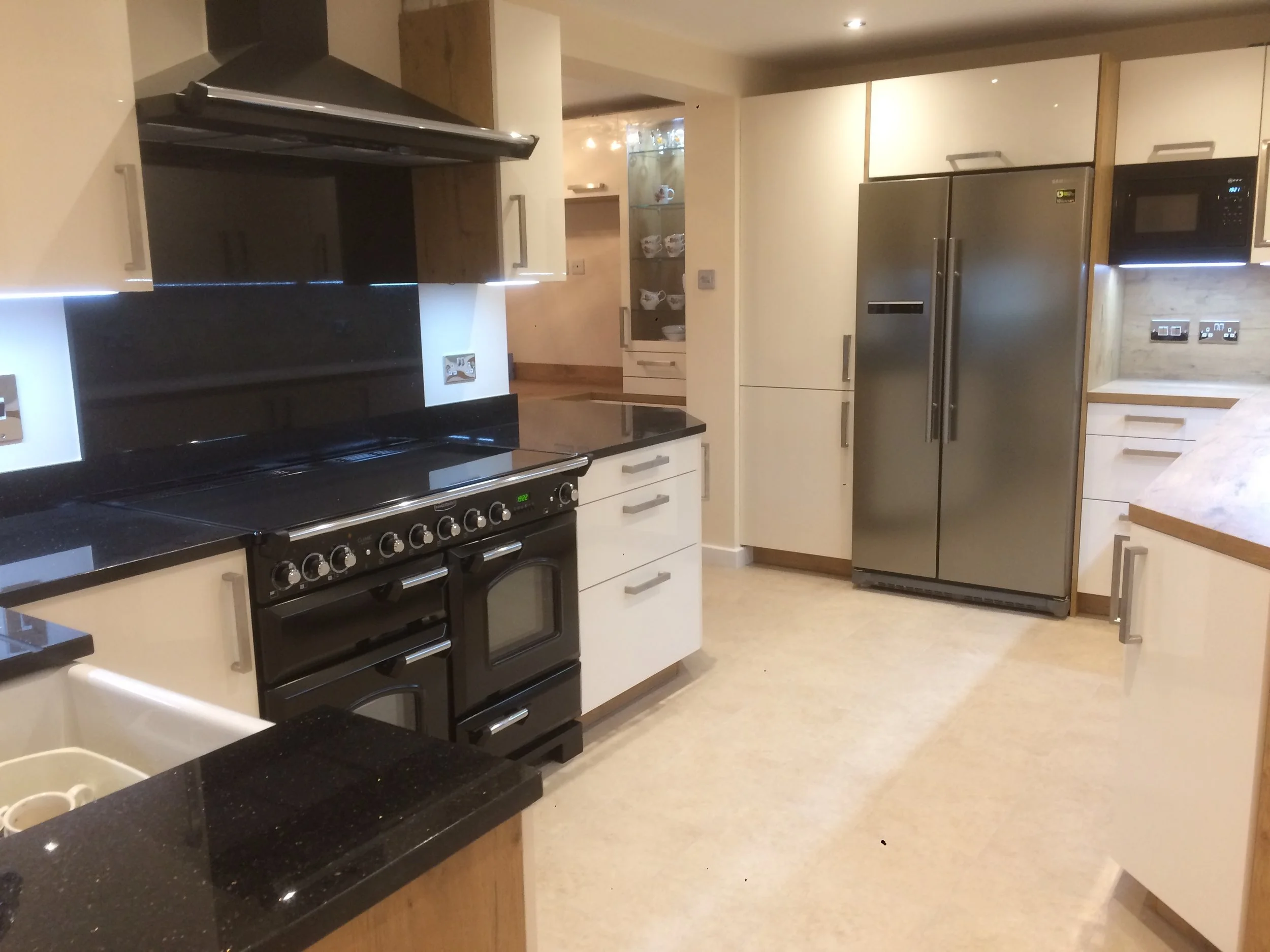 Mix between traditional and modern used to create this bespoke family kitchen