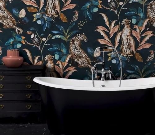 Bath with feature wallpaper.JPG