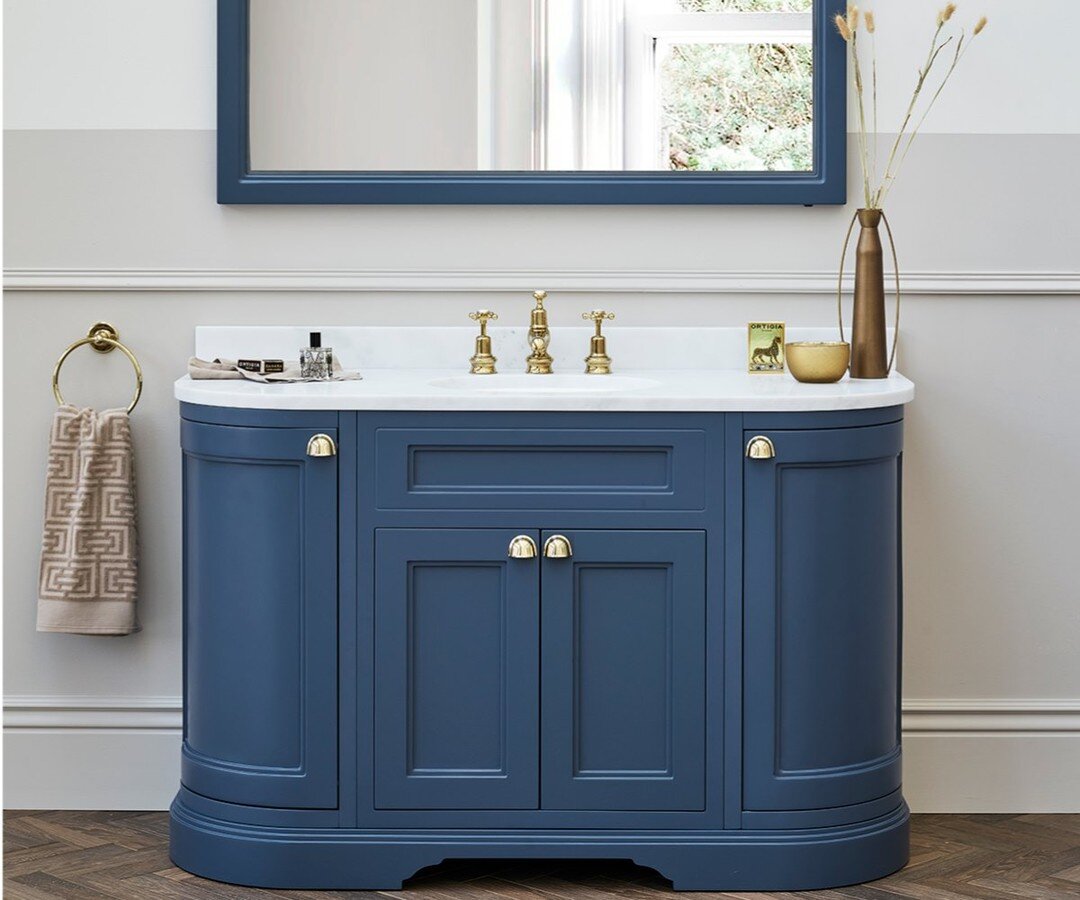 Loving Burlington Bathrooms new colour to add to their furniture collection.  Pairs perfectly with their two new brassware finishes of nickel and gold.

#burlingtonbathrooms #traditionalbathroom #bluebathroom #bathroomcambridge #cambridgebathroom #br