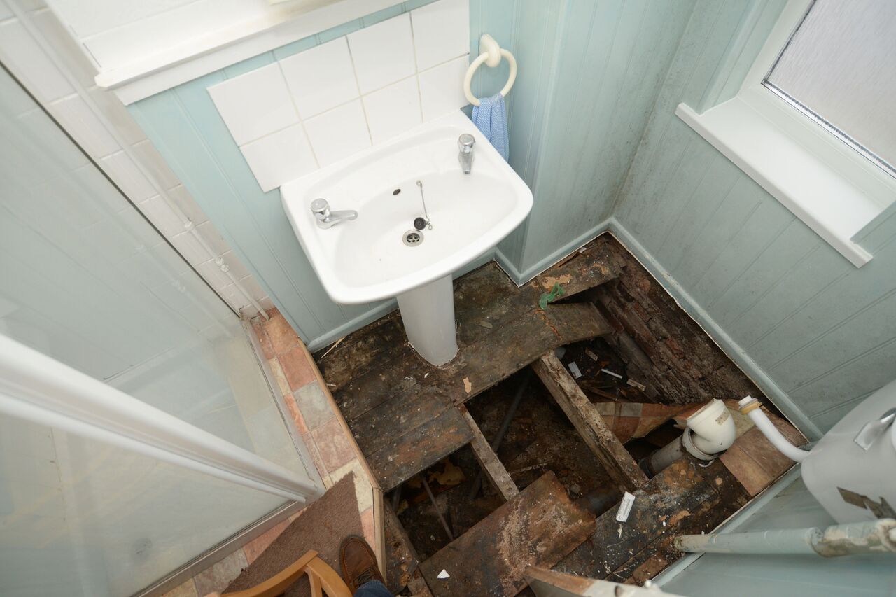 _HMO Heaven Refurbishment Service - Clytha Squar…wport Before121_preview.jpeg