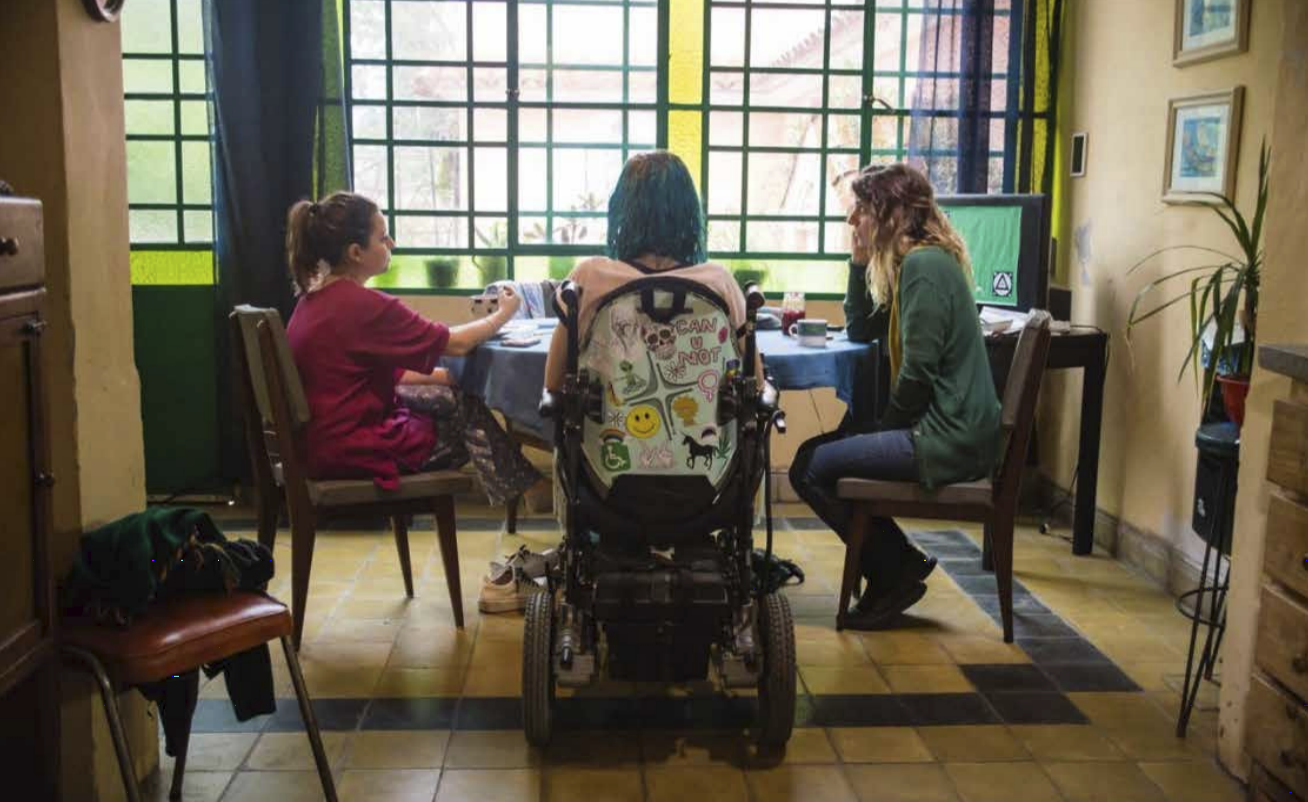 4 feet: Blind Date (2019) Florencia Cossutta and Delfina Diaz Gavier as Juana - Courtesy of the Artists - Courtesy of the Artists