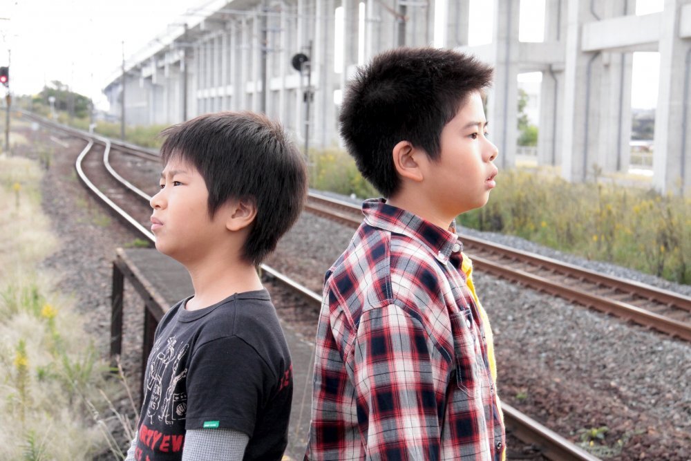 i-wish-2011-001-brothers-by-train-tracks.jpg