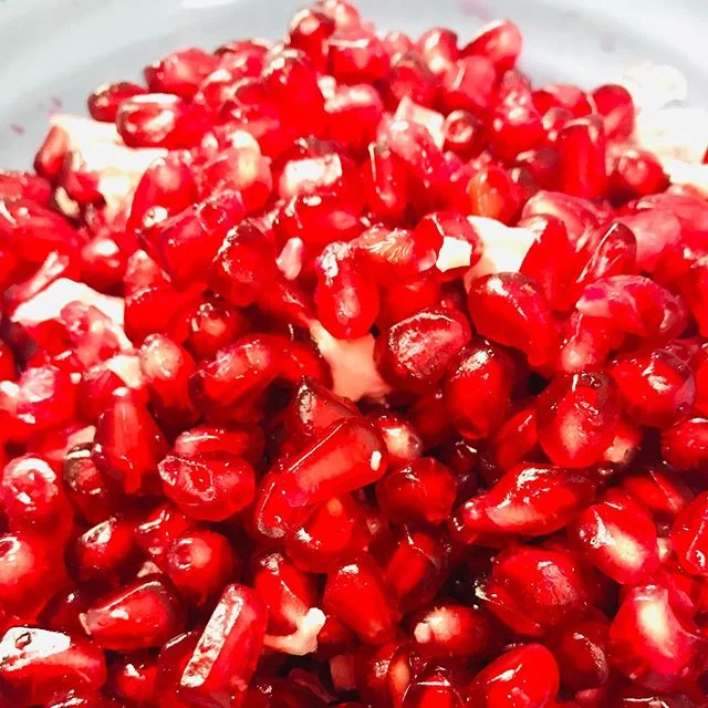 POMEGRANATES: This jewel-like fruit is packed with innumerable benefits! Full of vitamin C, vitamin K, vitamin E, folate, potassium and tons of antioxidants! These help prevent cancer and its seeds have anti-tumor properties. Antioxidants also help c