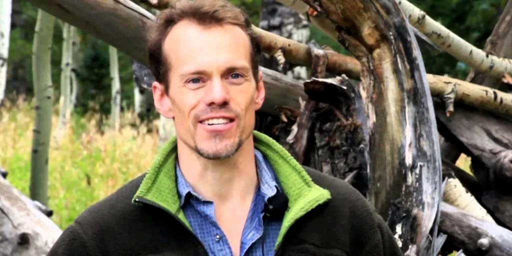 Samuel Cushman US Forestry Service Natural resource use is intricately intertwined with ecology and social factors. Samuel Cushman presented landscape genomics as a tool to address critical challenges in natural resources conservation. Samuel is a research ecologist at the US Forestry Service Rocky Mountain Research Station. His work focuses on landscape genetics and landscape genomics. Current studies include developing statistics and software for landscape pattern analysis; vegetation distribution, growth, regeneration along biophysical gradients; and effects of management, fire and climate regimes on vegetation pattern and process at landscape levels. Other work includes effective multi-resource monitoring, multi-scale wildlife habitat relationships modeling, and new approaches to model habitat connectivity. Samuel is also director of the Center for Landscape Science, an RMRS Research Center of Excellence.