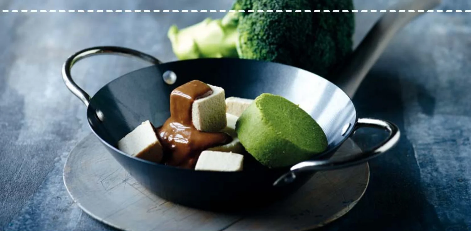 MENY EXEMPEL: GULLASCH MED POTATIS, BROCCOLI OG SÅS