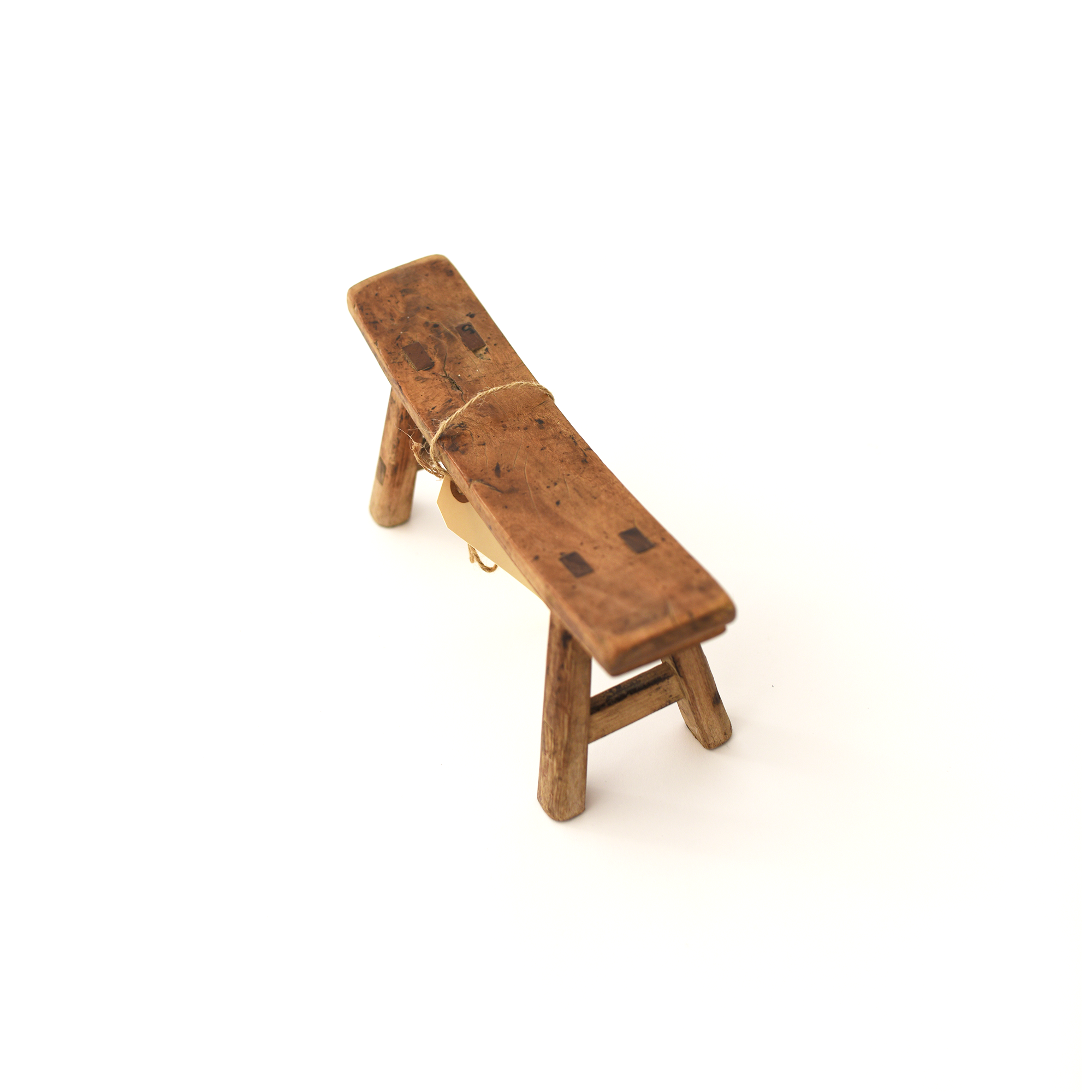 TraditionalStool_3.png