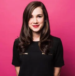 A Lesson In: Building your confidence at work and learning to stop saying I’m sorry with Huff Post Managing Editor, Robyn Malcolm