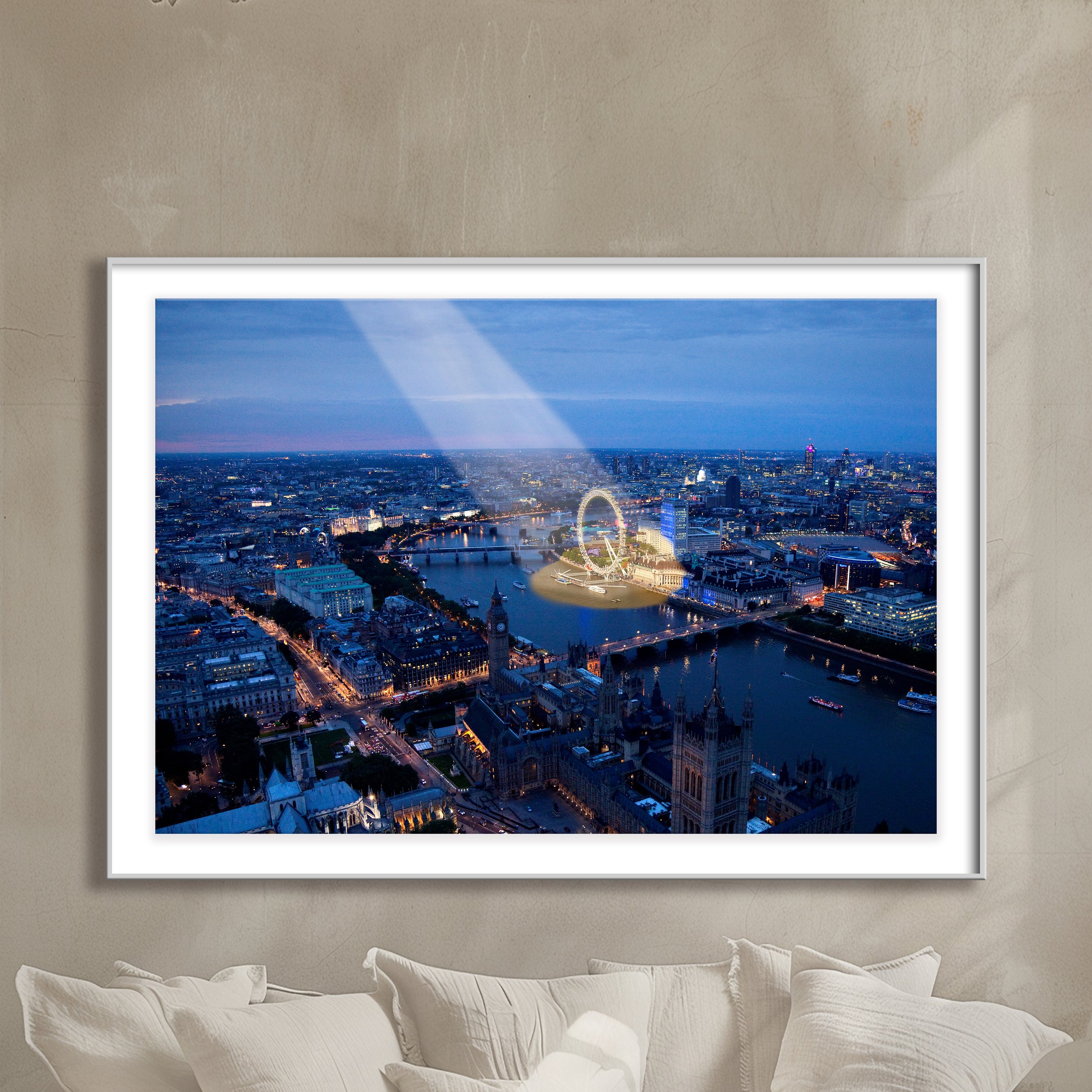 Spotlight on London Eye with Sofa.jpg