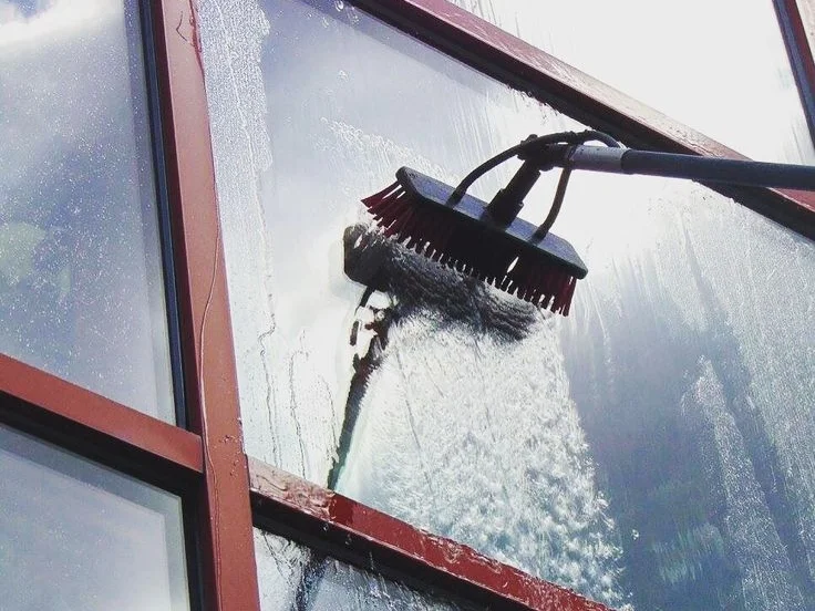 water fed pole.jpg