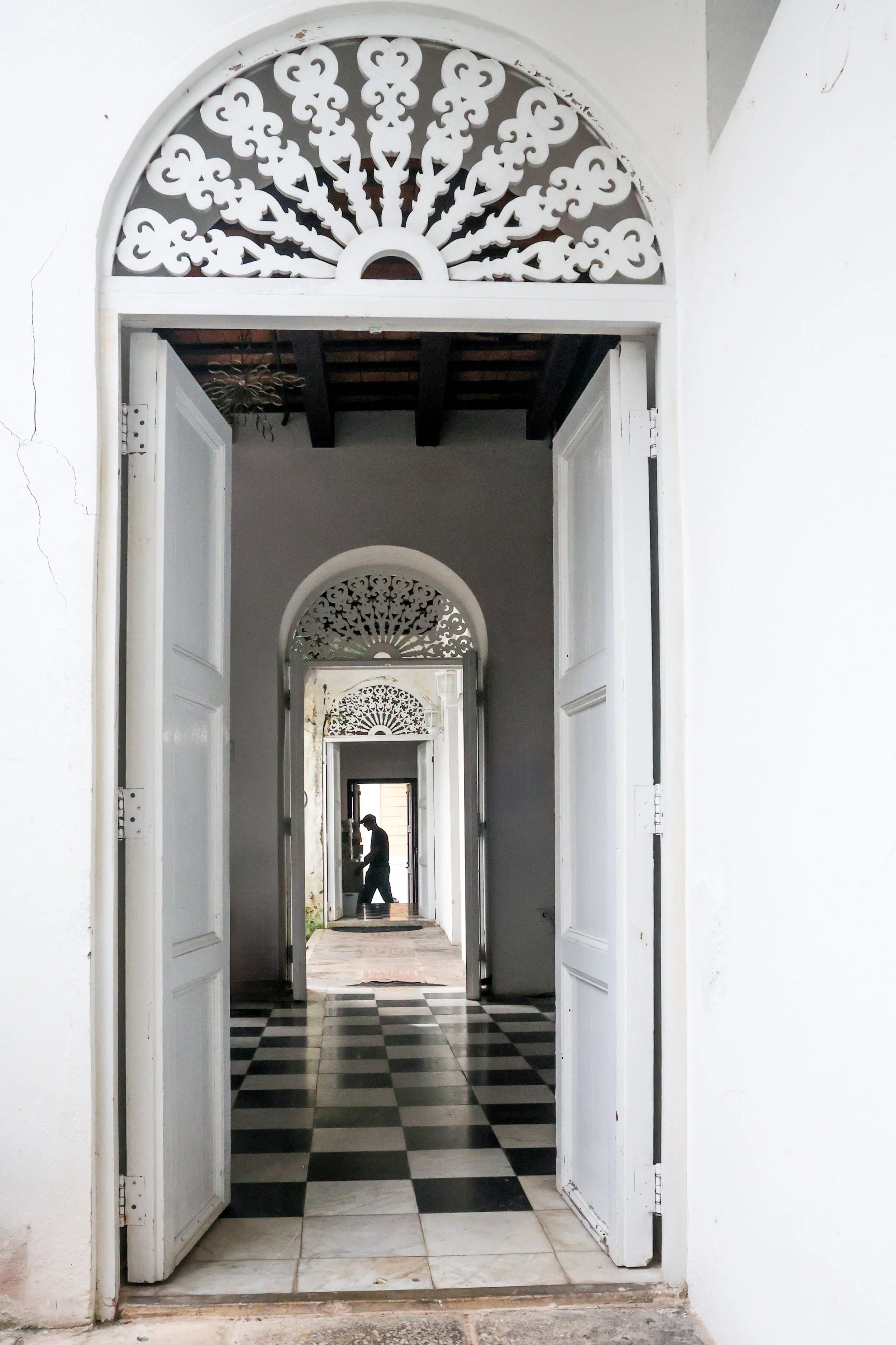 Door straight.jpg