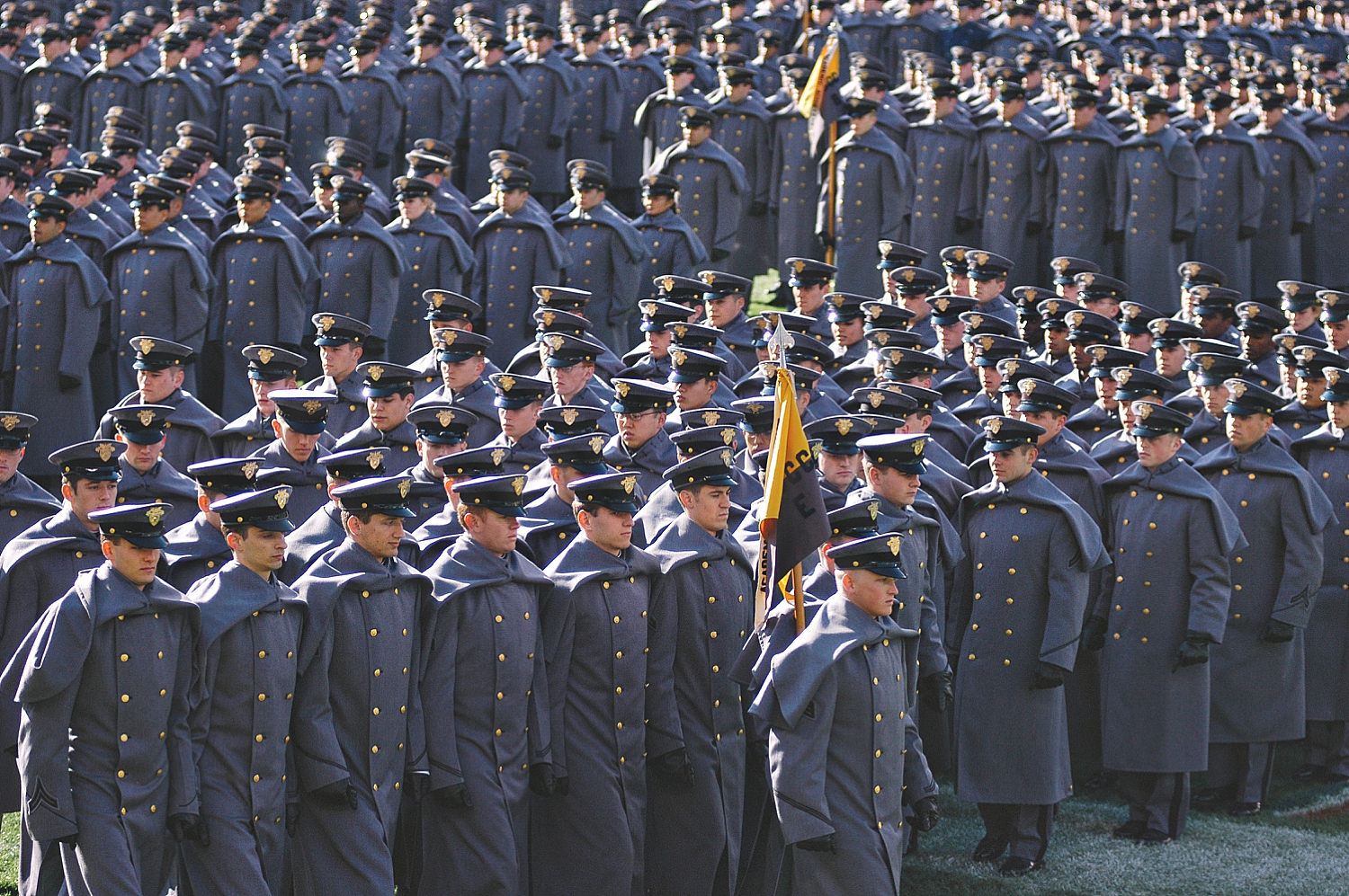 5-army-cadets-in-perfect-formation.jpg