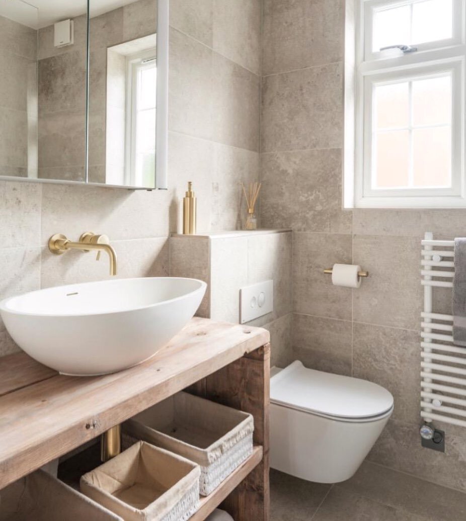 And we&rsquo;re back...to the bathroom 🥰 . We have been busy with so much new content to show you. With covid, it&rsquo;s hard to have access to our wonderful clients houses to showcase the final results  and our teams talent. Within the next few mo