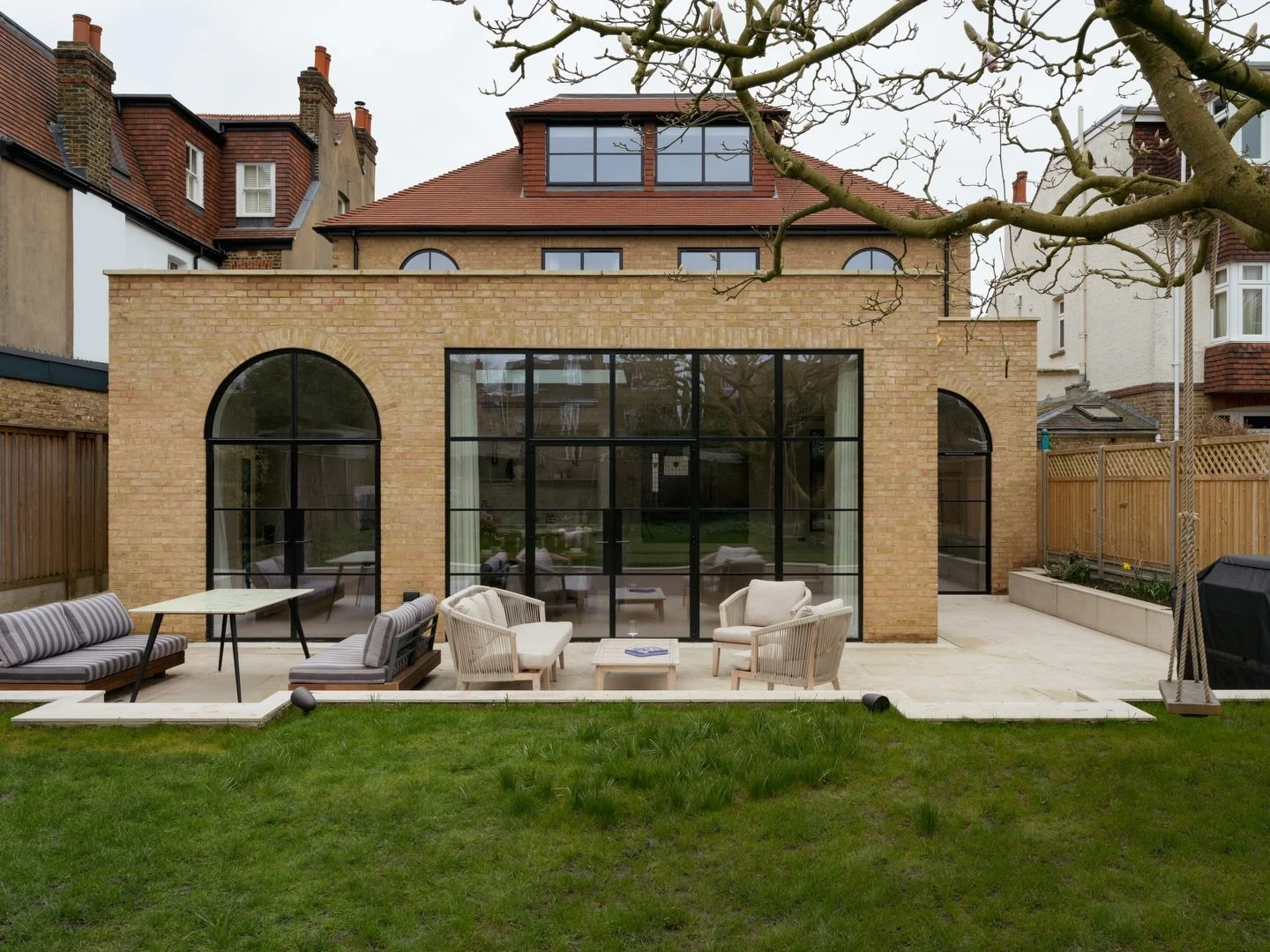 One of our most ambitious builds. It takes on a whole new light (no pun intended) once you switch the lights on (of course warm white never cold!). Scroll to see 💡 

Imagine sitting in your garden and looking back at your house with pride. This is w