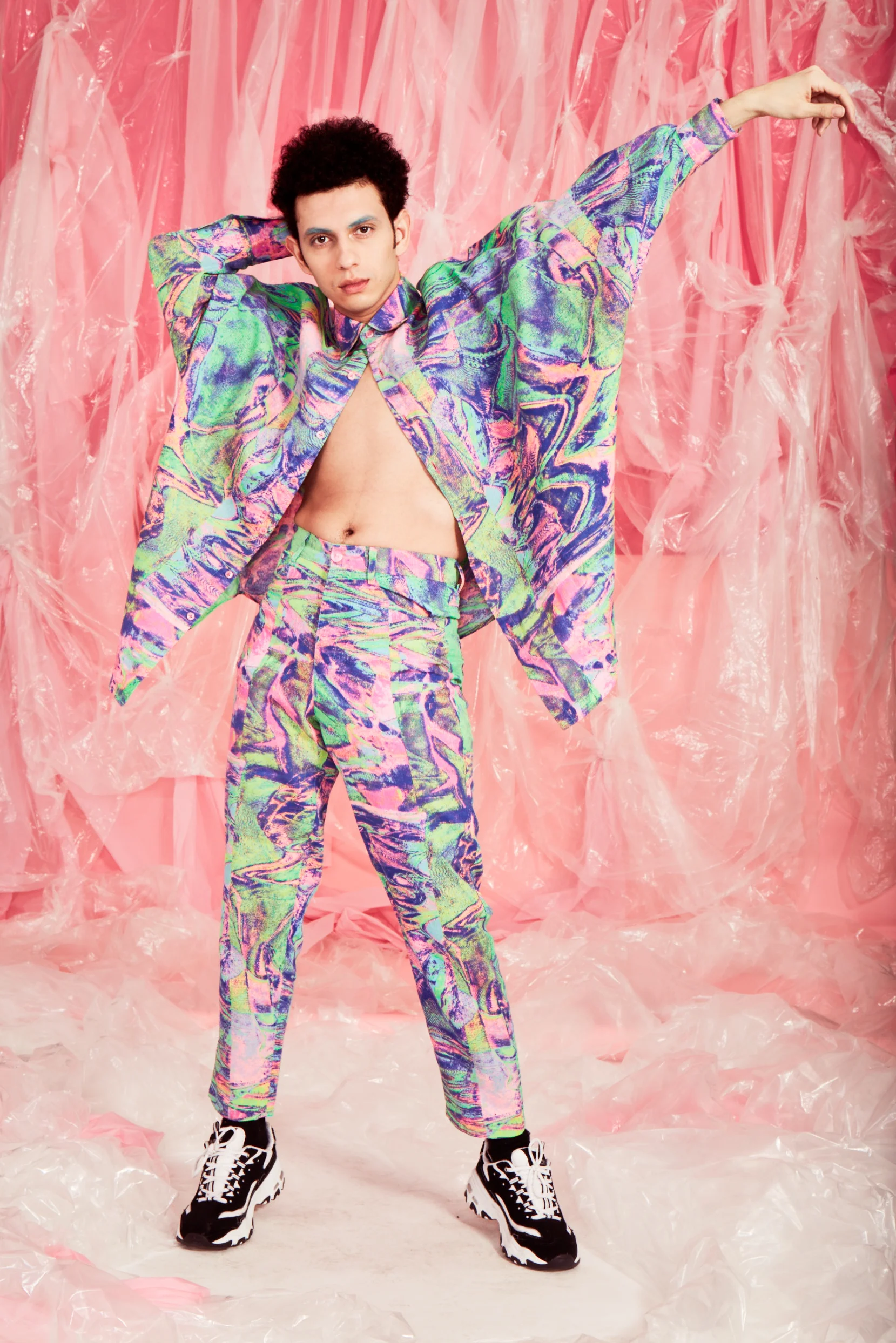 Look_06_018.jpg