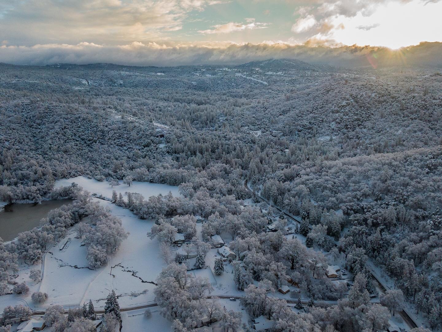 Beautiful day for real estate photos!!! Including my house;) #snowmageddon23 #tuolumnecountyrealestate #phoenixlake #freshpowder #snowdrone #sonorarealestate #themilnikteam