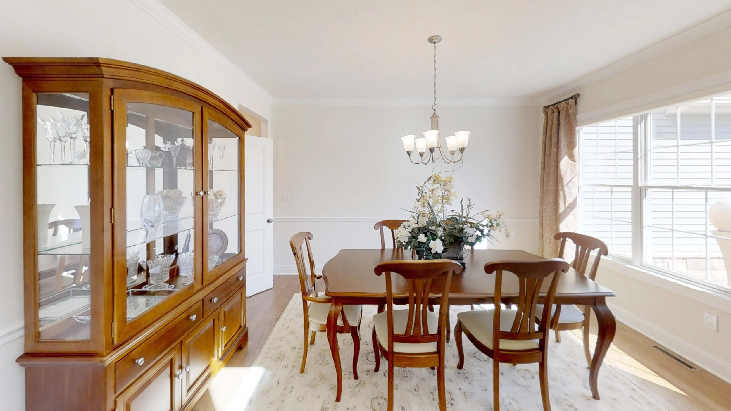 14-Primrose-Dining-Room.jpg
