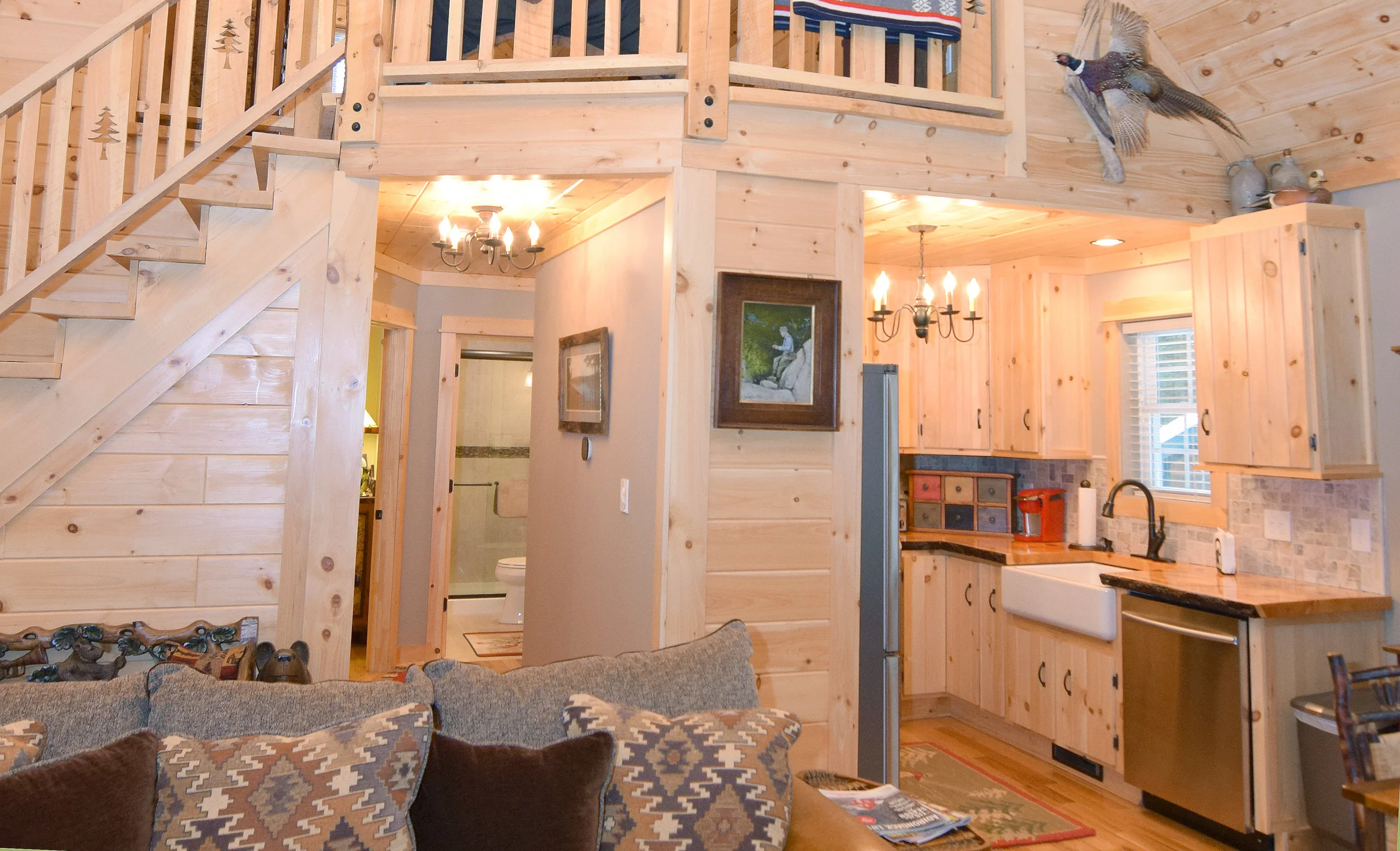 DSC_1217Kitch.jpg