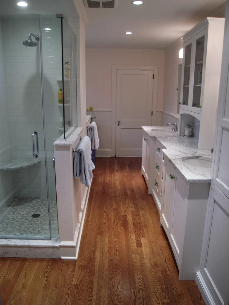 bathrooms_05.jpg
