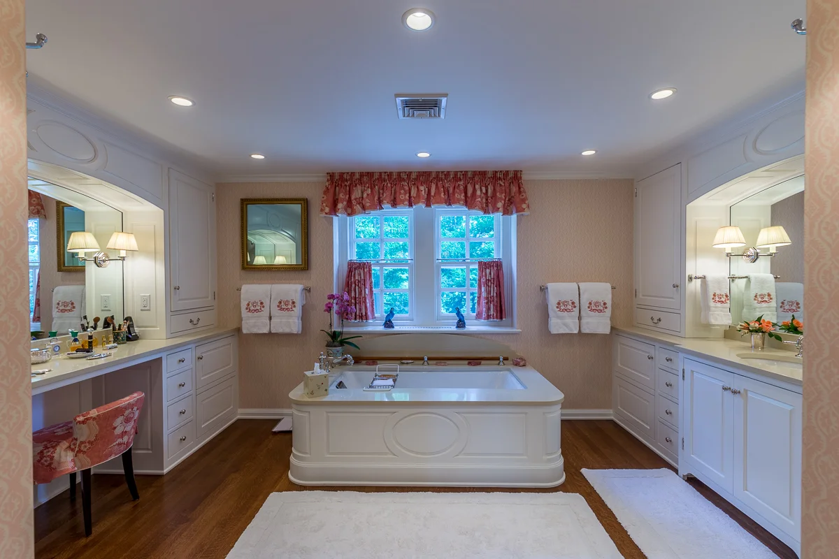 Suite-19.jpg