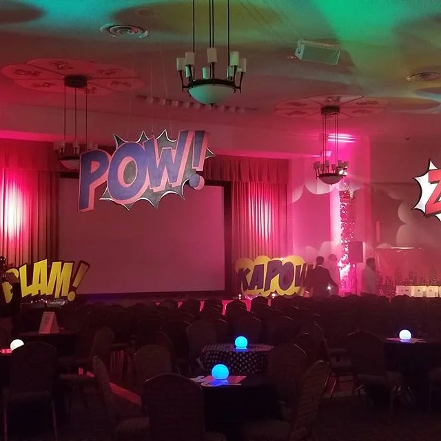 We've got the costumes, now bring the lights
#production #uplighting #comic #party #lighting