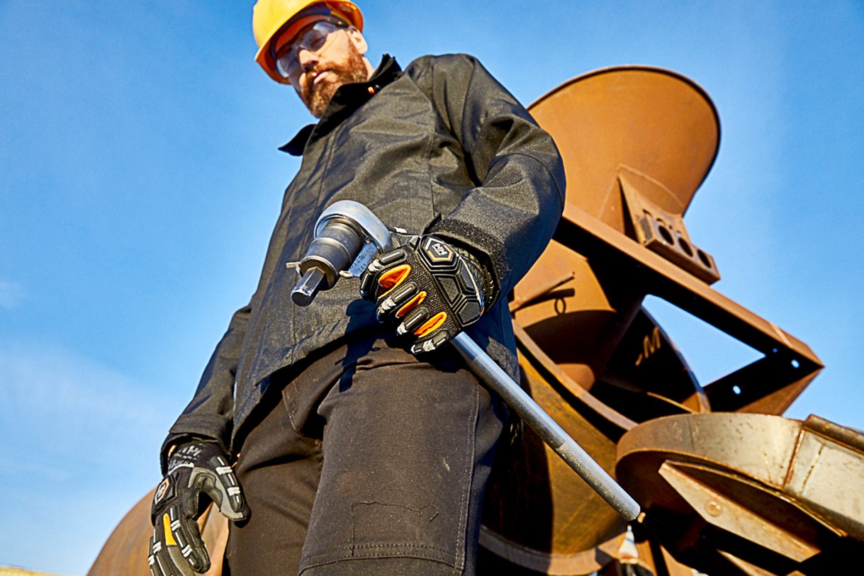 Mark's: Industrial - on location - Photographer - Shaun Robinson