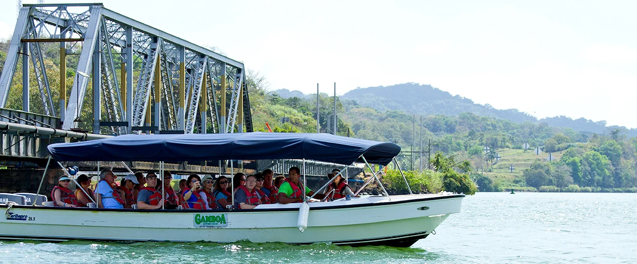 Bridge and Boat gatun lake .jpg