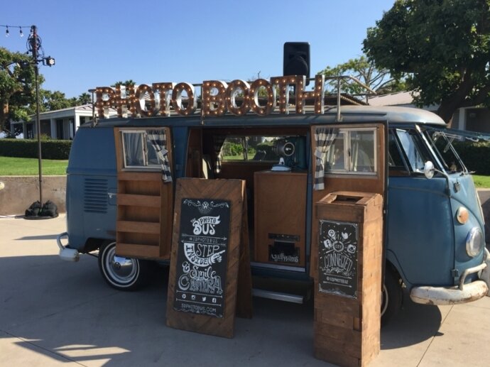 The perfect spot for a memorable photo op? Definitely this vintage VW bus by @sdphotobus! The perfect mix between classic and cute, this bus is sure to bring the best vibes to any event.
*
*
*
*
*
#sandiego #sandiegoeventplanner #sandiegoevents #visi
