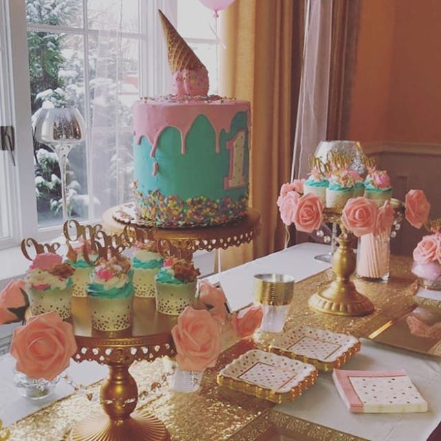 Love. Client. Photos. !!! Ty @veern829 and @nickyboy917 for having us be part of your families memories! Blessings on your princesses first and beautiful set up! #kitchen8catering #kacscreations #dripcake applied some of @yourcakediva 's drip cake te