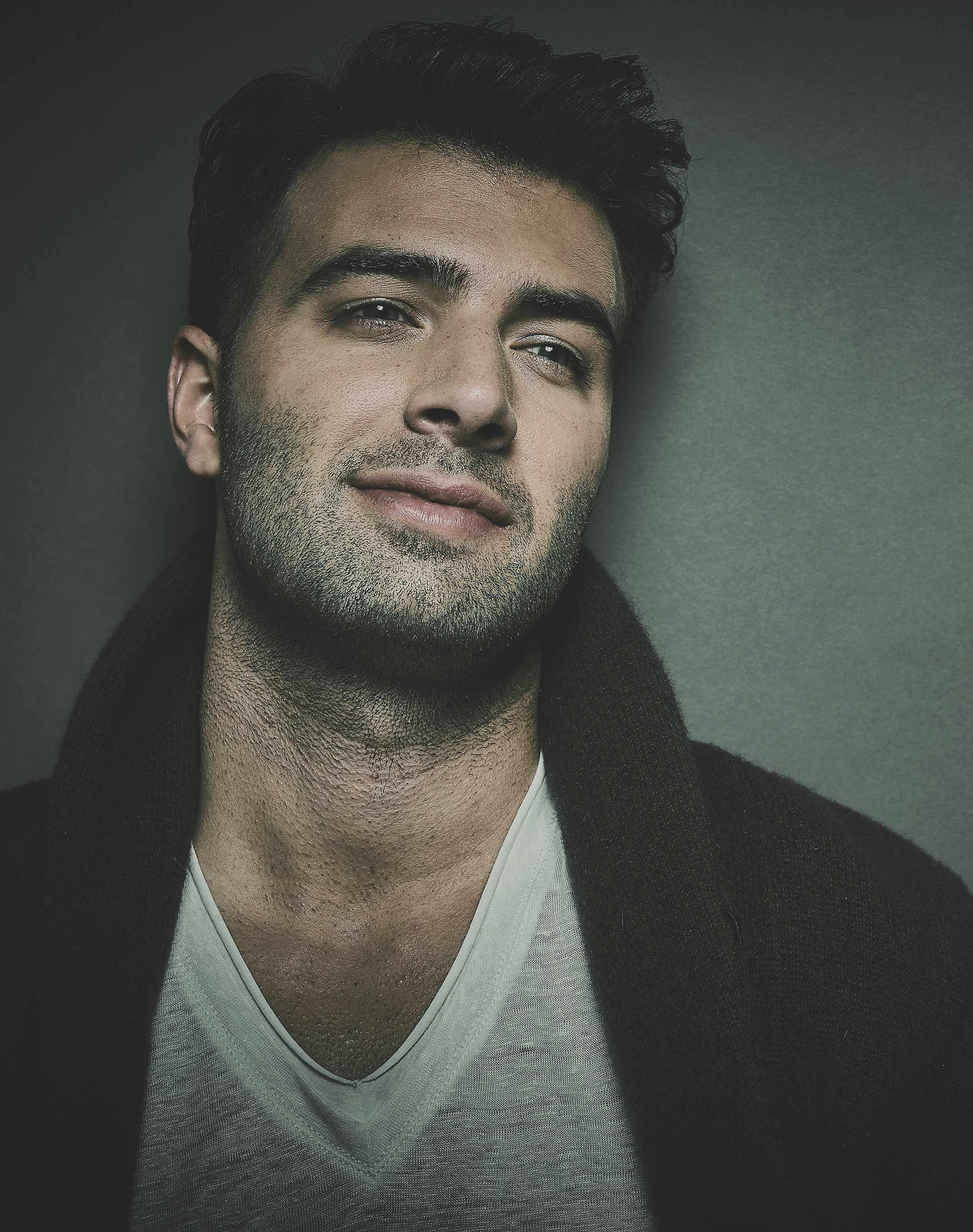 JenCarlosCanela_V.jpg