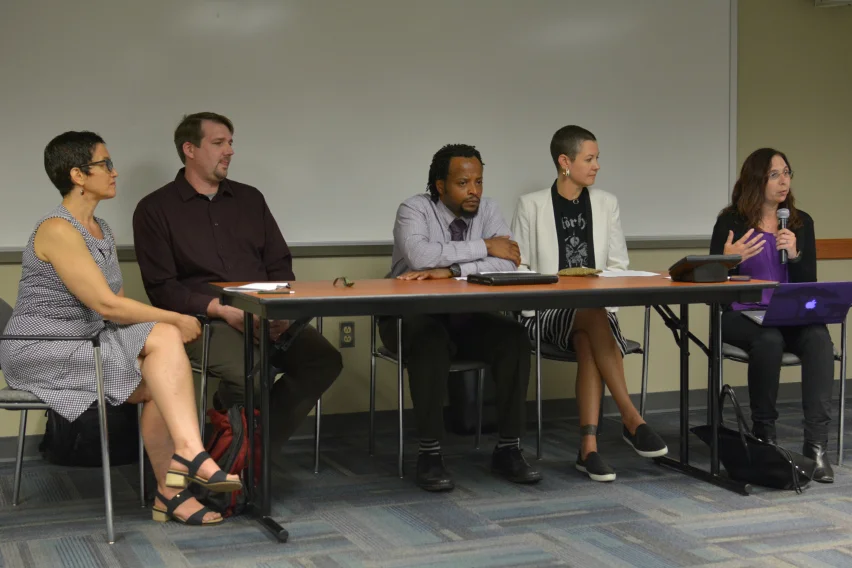 9-3-17_features_jamal-sykes_challenging-white-supremacy-discussion_jamal-sykes.jpg