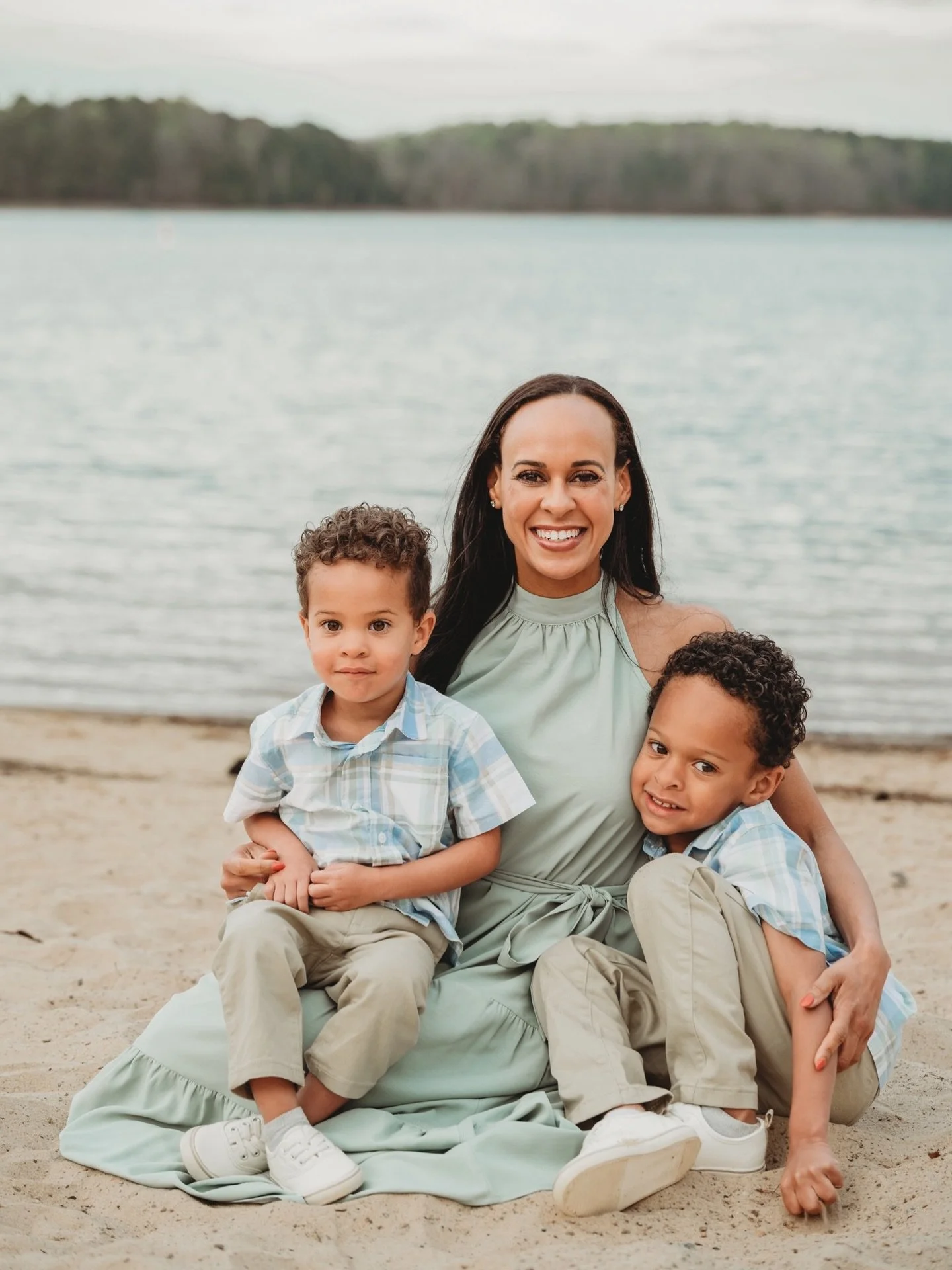 Wow guys ! Three days added and now only two spots left !!! Can&rsquo;t wait to capture these memories for you at one of my favorite spots in Georgia !