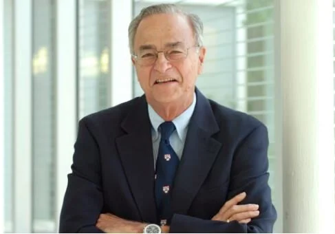 Dr. Gustavo Aguirre Wins the Sanford and Susan Greenberg Prize for Ending Blindness