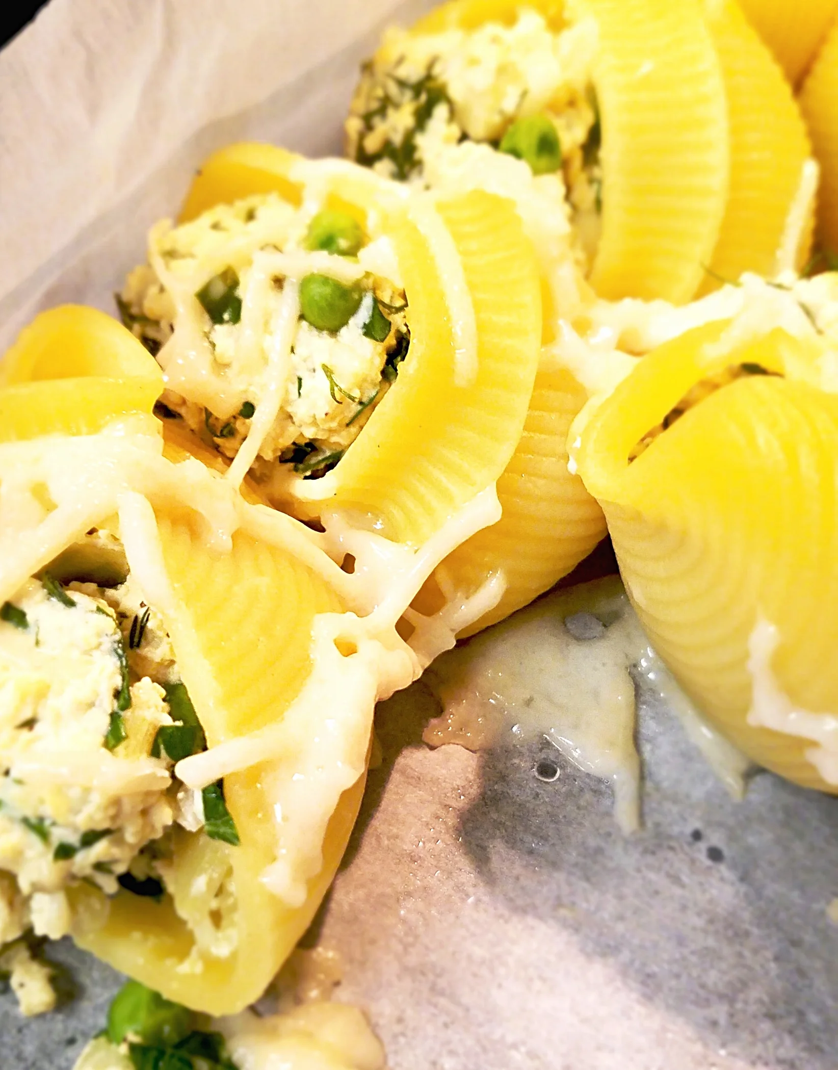 Vegan Herbed Stuffed Shells with Peas and Fennel.jpg
