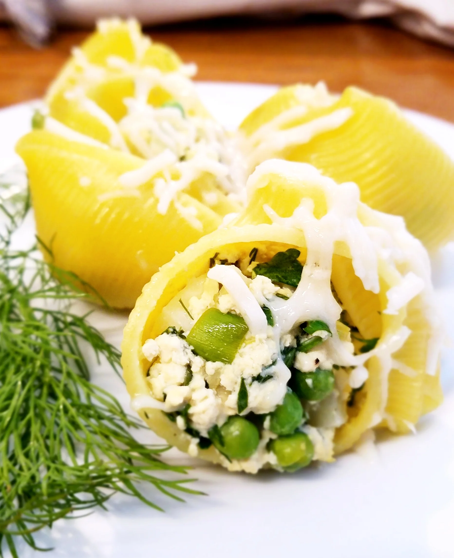 Herbed Stuffed Shells with Peas and Fennel.jpg
