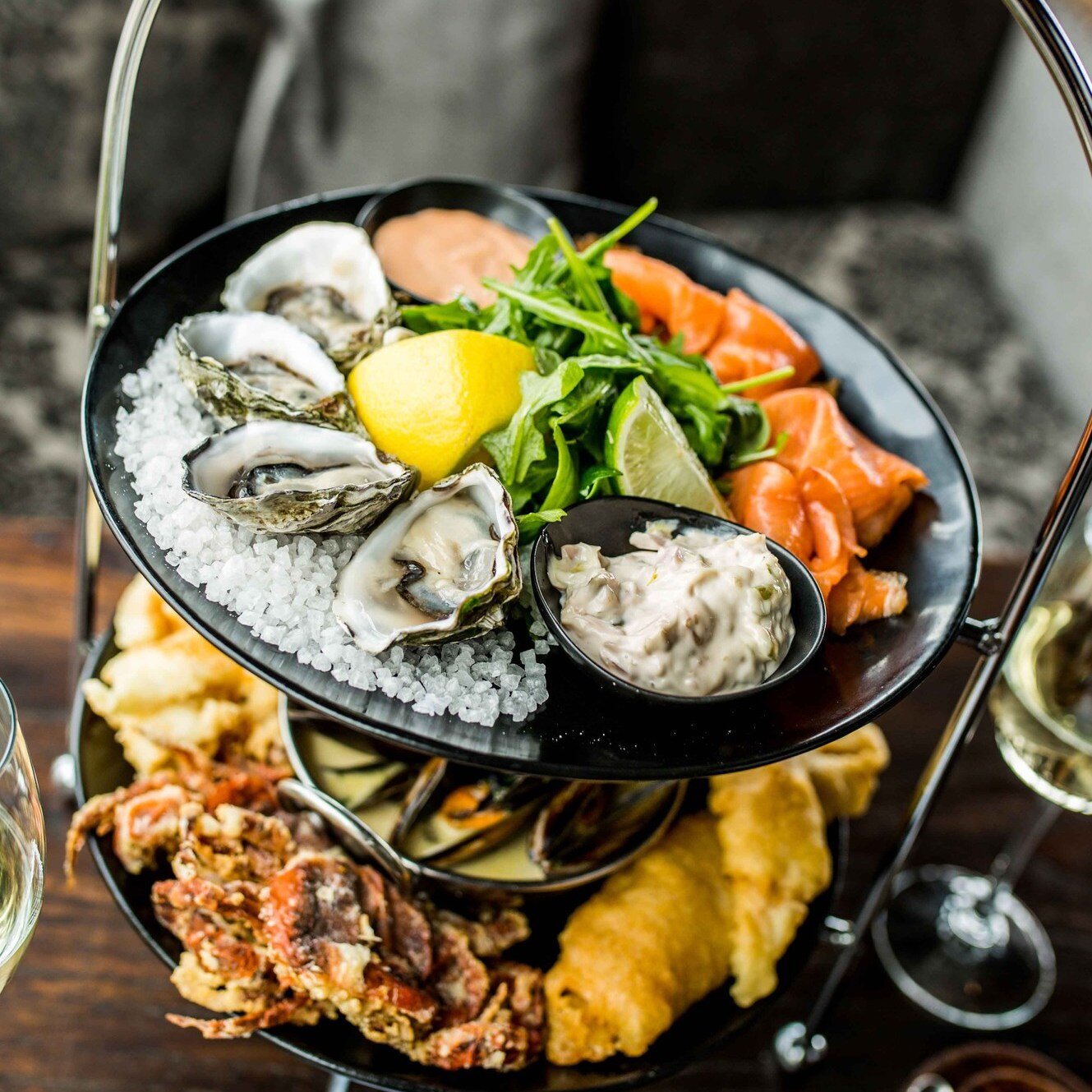 Indulge in a delectable Good Friday lunch with our  Seafood Platter for 2! 🌊 🦪

Reserve your table now 👉 bit.ly/BookBoatshed

Please note, we will be closed for dinner Good Friday.

#GoodFriday #SeafoodFeast #seafoodlunch #ballaratsbestseafood