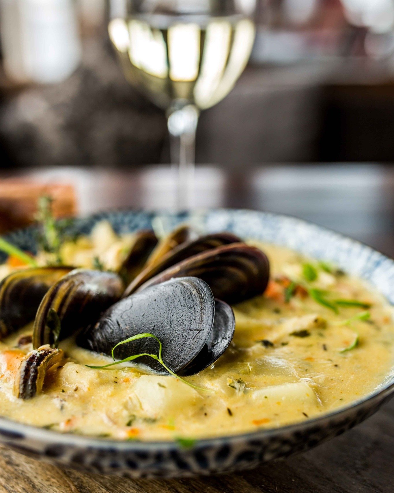 Ballarat is in full winter swing, and the temperature gauge is heading further south ❄️ We&rsquo;ve got just the thing to warm you up&hellip; 🔥

Wednesday Night's Seafood Chowder 
Piping hot, packed with flavour and seafood &mdash; it&rsquo;s the ul