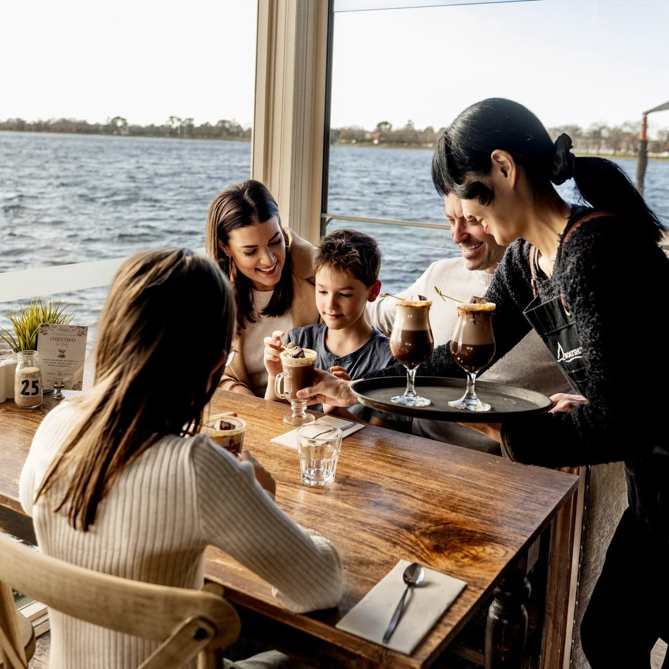 School holidays are in full swing! 

Treat the family to a day by the lake, enjoy something delicious and make a new memories together. ❤

The Boatshed is family friendly, day or night. Come for the beautiful views, stay for the good times!