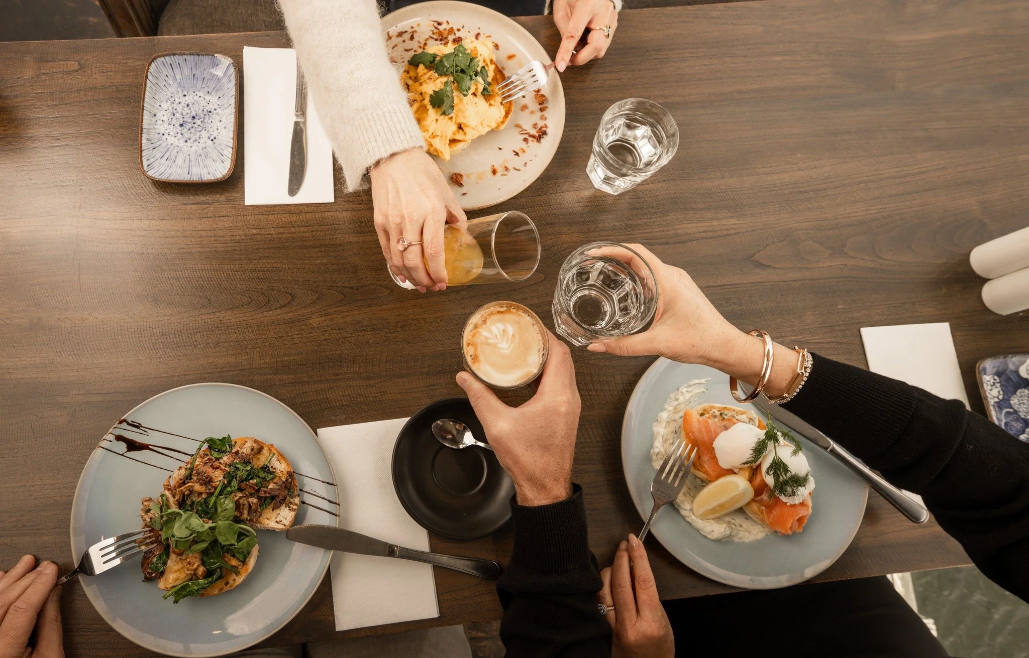 Cheers to weekends with nowhere else to be. ✨

When breakfast turns into brunch, brunch turns into lunch&hellip; and somehow the afternoon just slides away. ☀

Good food, a glass in hand and Lake Wendouree doing its thing. 

See you by the lake this 