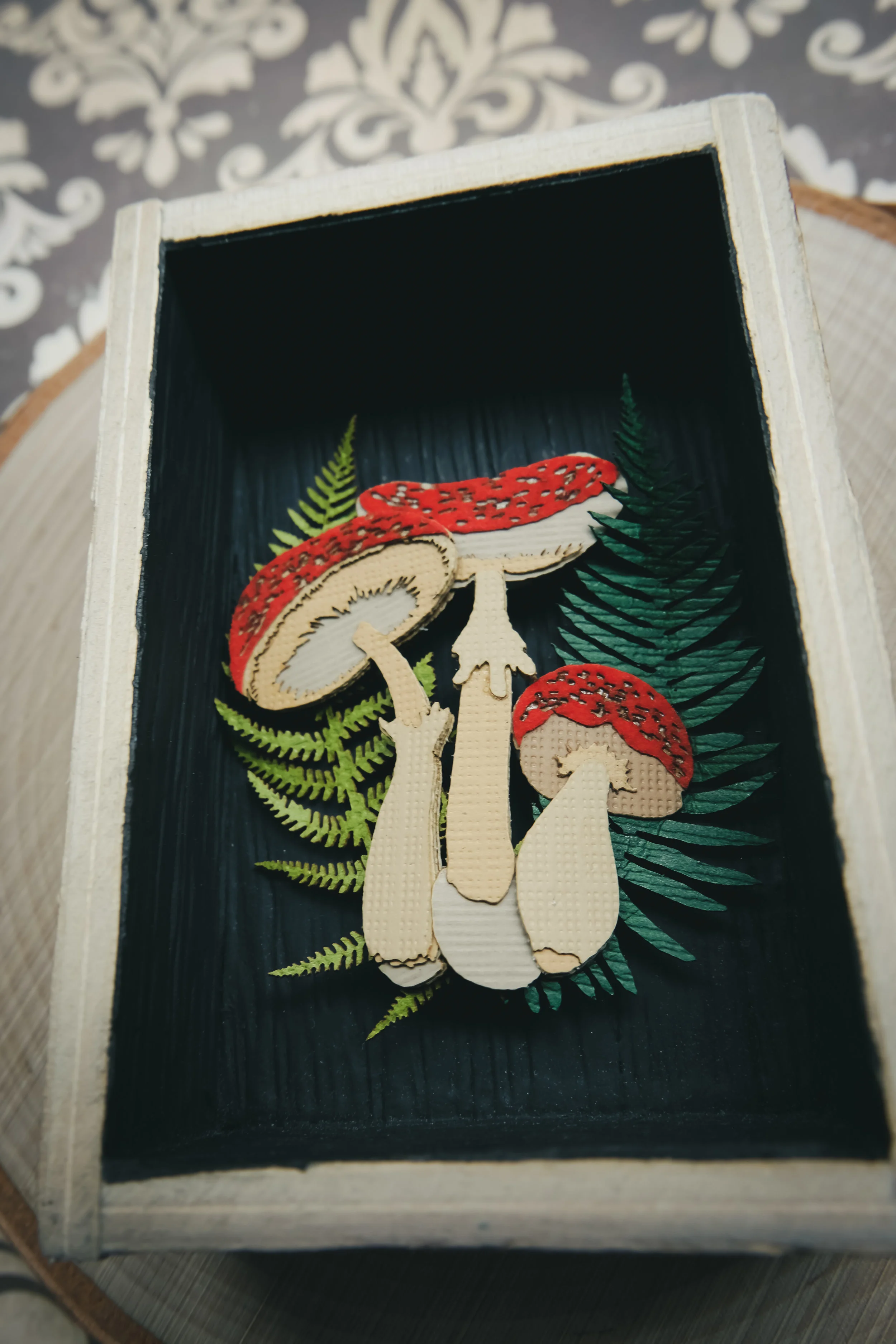 mushroom box9-3.jpg