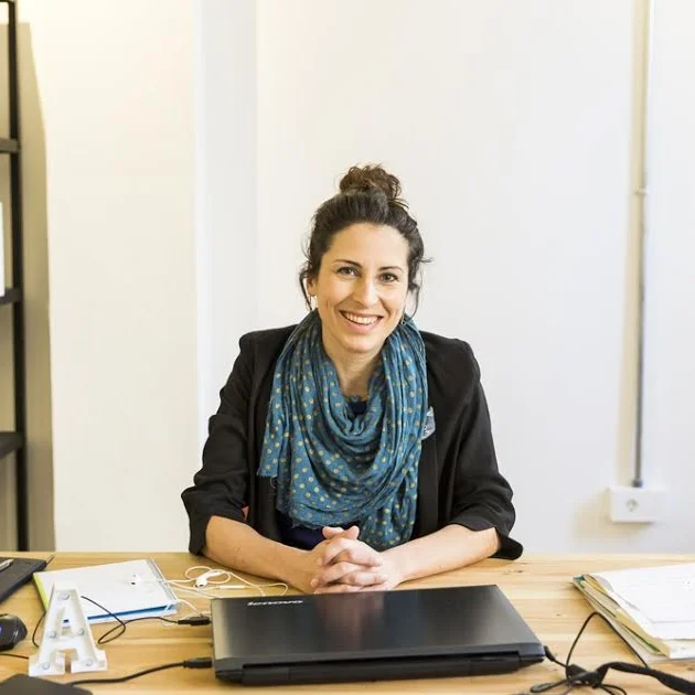 Angela M Solomon is a social entrepreneur, communications consultant, and ex-diplomat. Angela is CEO and co-founder of Jaleesa, an award-winning tech driven social impact business in Lebanon. Jaleesa connects families with a trusted babysitter, helping women of all socioeconomic backgrounds to access safe, dignified and professional work. Jaleesa’s mission is to build a business with a social impact that scales with commercial success. During a ten-year diplomatic career, Angela advised the British government on foreign policy in Africa and the Middle East, and negotiated for the UK at the United Nations. She also served as communications strategist with British Ambassador to Lebanon Tom Fletcher, one of the most influential digital diplomats in the region. Angela took a career break from the Diplomatic Service to explore how social entrepreneurship can build more prosperous societies. In 2014-2016 Angela co-founded two restaurants in Beirut, and established Angela M Solomon Communications, a consultancy that supports international organisations, governments, and the private sector to devise and deliver compelling communications. In July 2017 Angela was listed as one of Forbes Middle East’s ‘Next wave of female entrepreneurs’. Angela has been an abseiling instructor, French teacher, music journalist and photographer. She is half Lebanese, half British, and speaks English, French and Arabic.