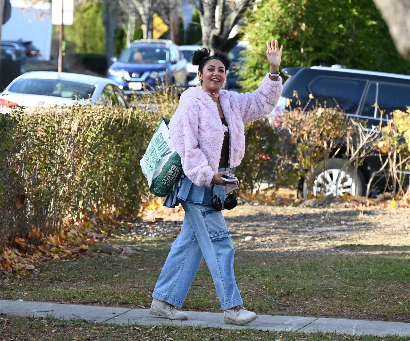 📢 𝕊𝔼ℝ𝕍𝕀ℂ𝔼 𝕊ℙ𝕆𝕋𝕃𝕀𝔾ℍ𝕋 - Zo&euml;

Today we honor Zo&euml;.

&ldquo;Zo&euml; serves on the Water Baptism Team and brings a contagious smile wherever she goes. Her willingness to pivot wherever she&rsquo;s needed&mdash;while never losing the