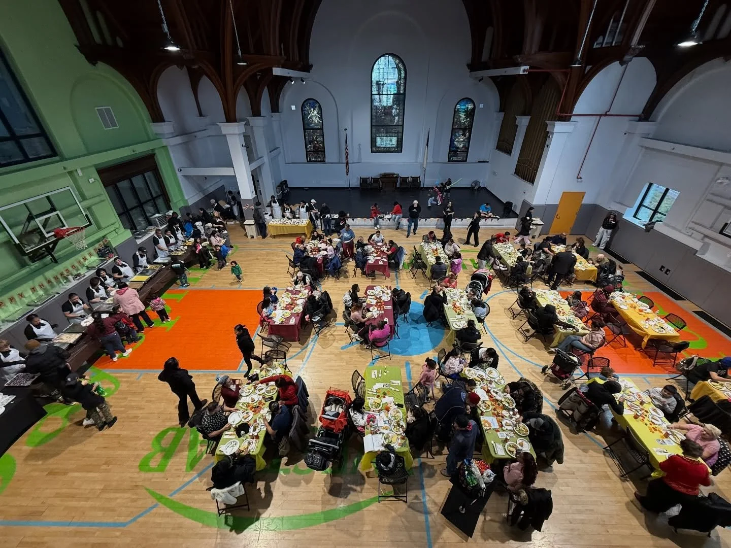 Earlier today, our Faith Church family spent the afternoon with over 200 families at the Dayspring Community Center. We exchanged smiles and shared laughs. We are thankful for the opportunity to serve families and partner with such a great organizati