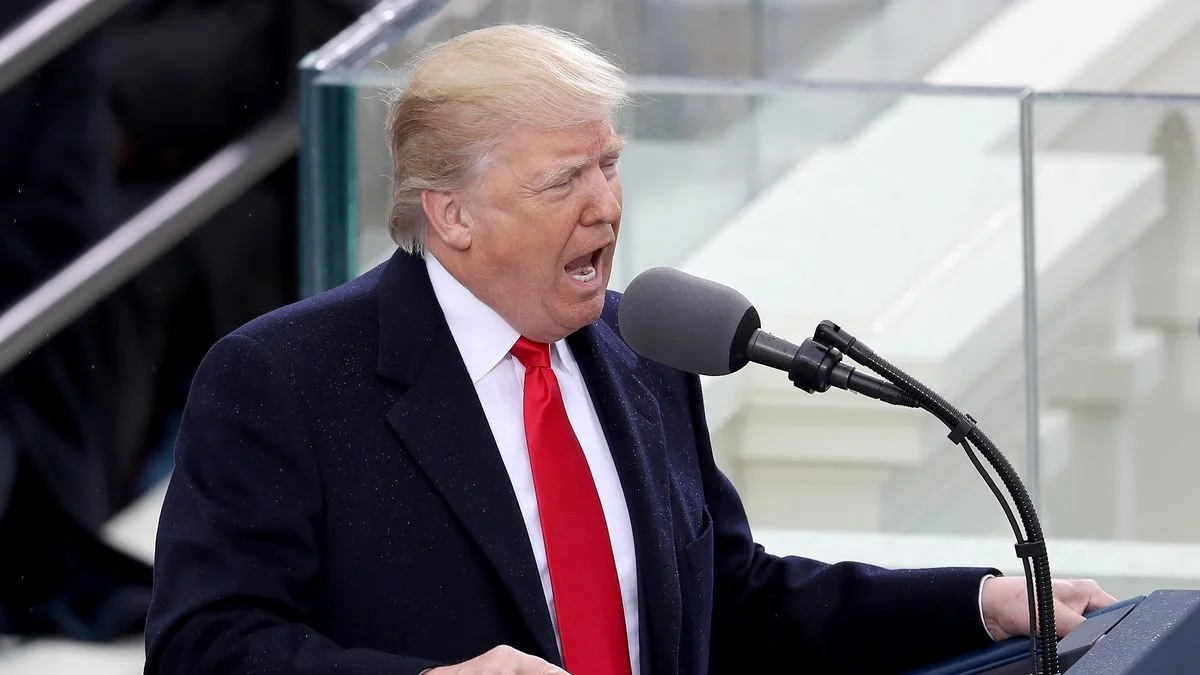 Donald Trump Yelling in Mic.jpg