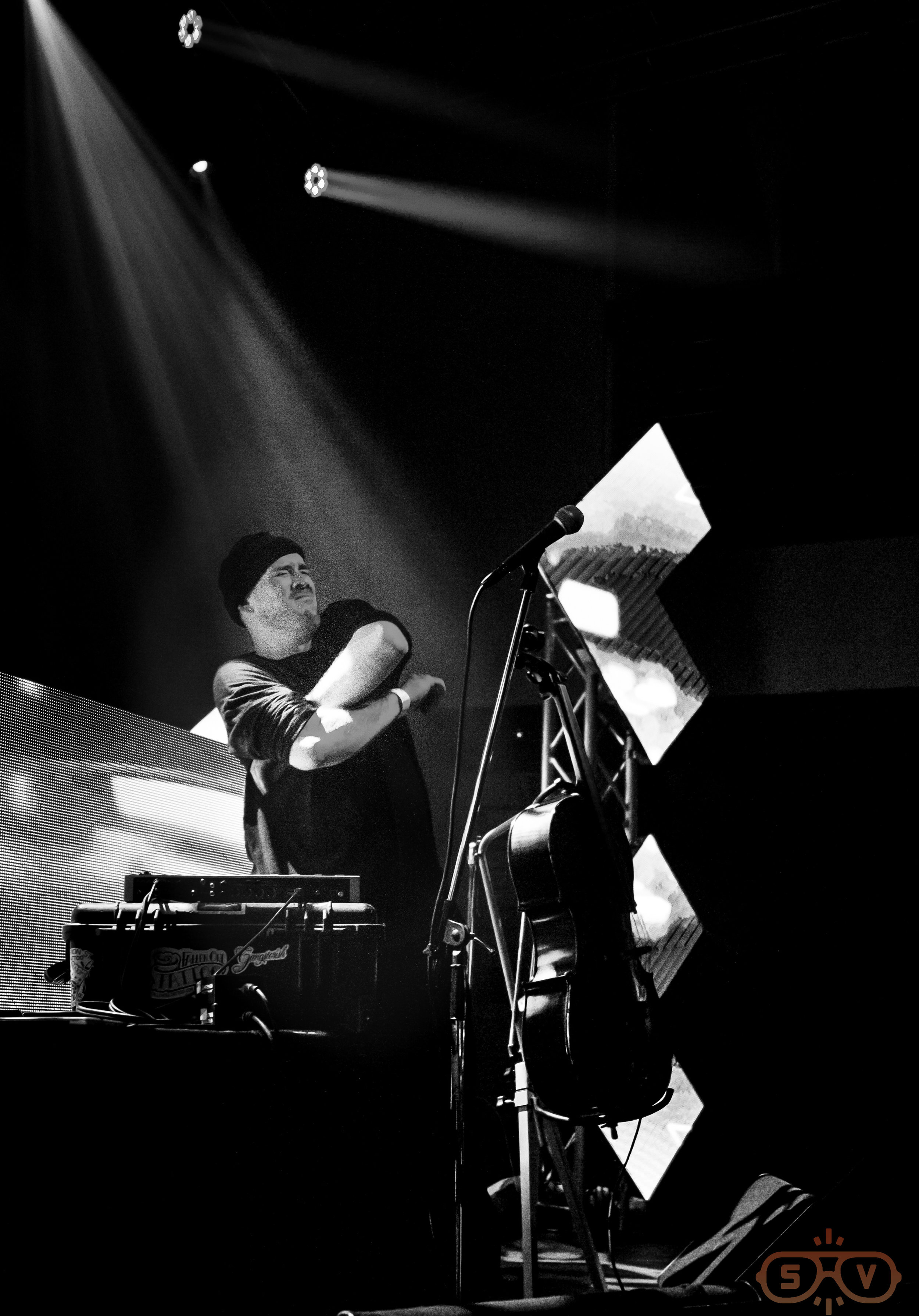 4-13- 10 Mile Music Hall-5 (1).jpg